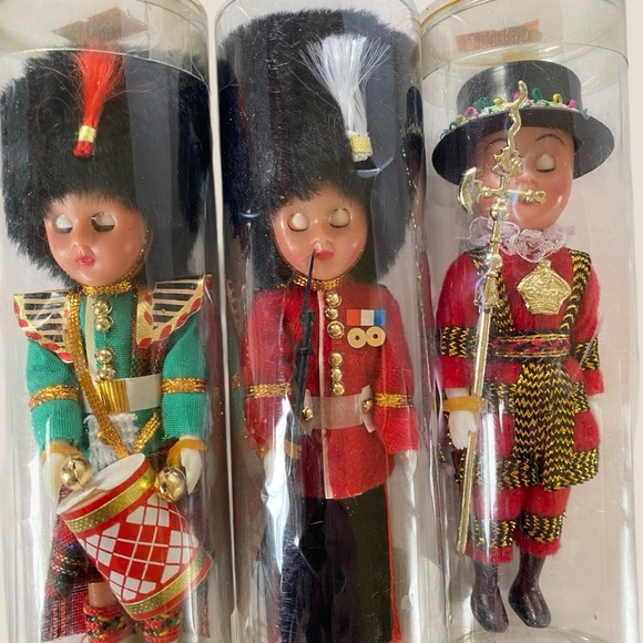 Set of 3 Vintage "Royal Parade Doll Collection" British Guard Dolls Sleepy Eye - Picture 5 of 9